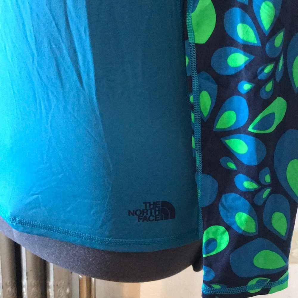 The North Face Top Sz S/P - Picture 2 of 7